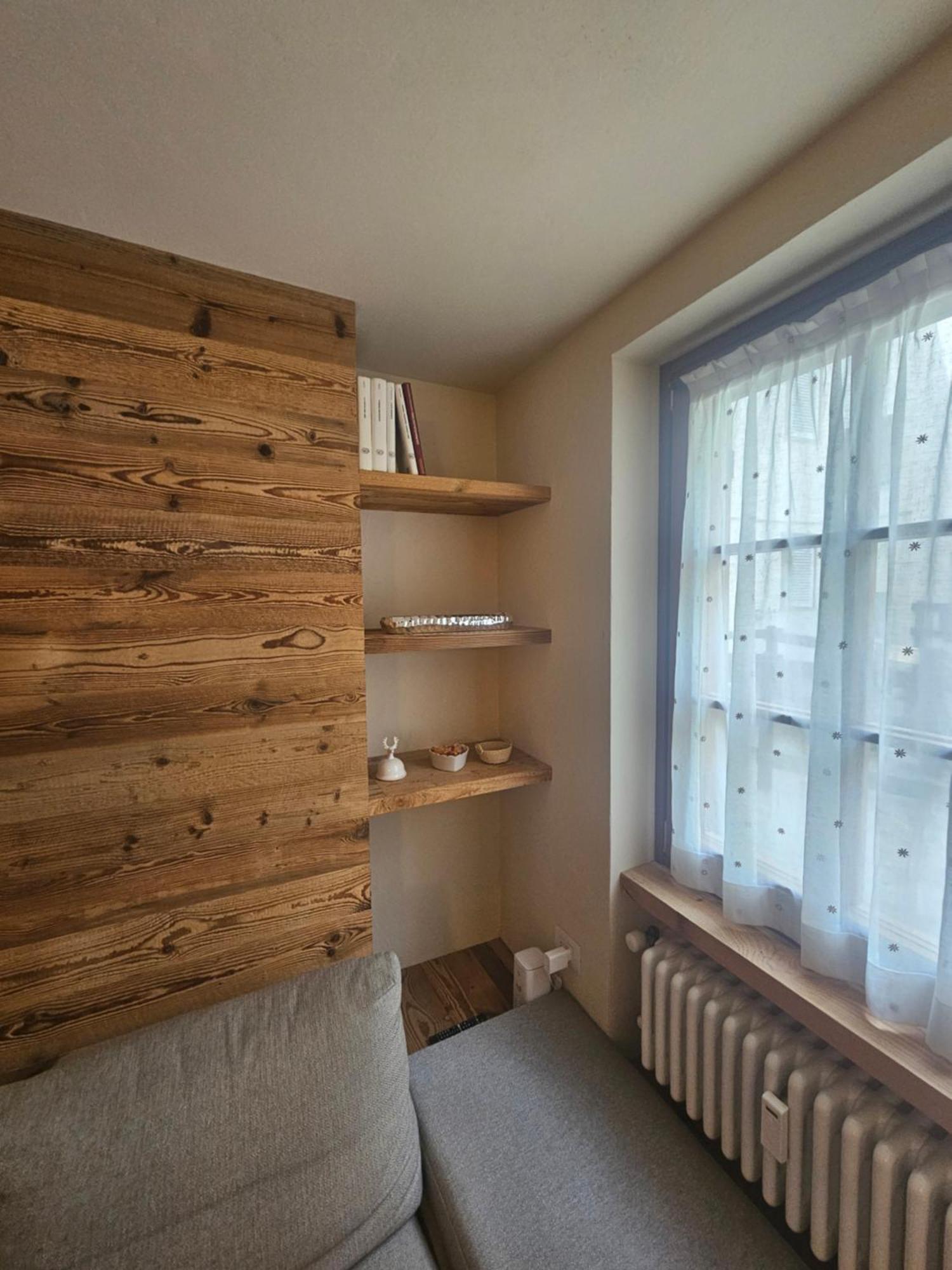 Maison Les Amis Du Bois Courmayeur Exteriör bild